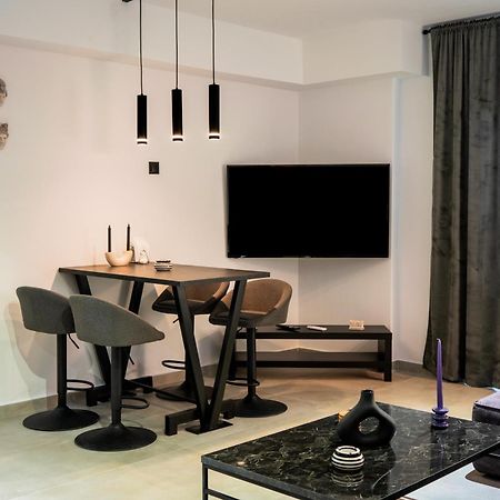 Essel Noir - A Hidden Gem With A Magnificent Acropolis View Apartment Athena Bagian luar foto