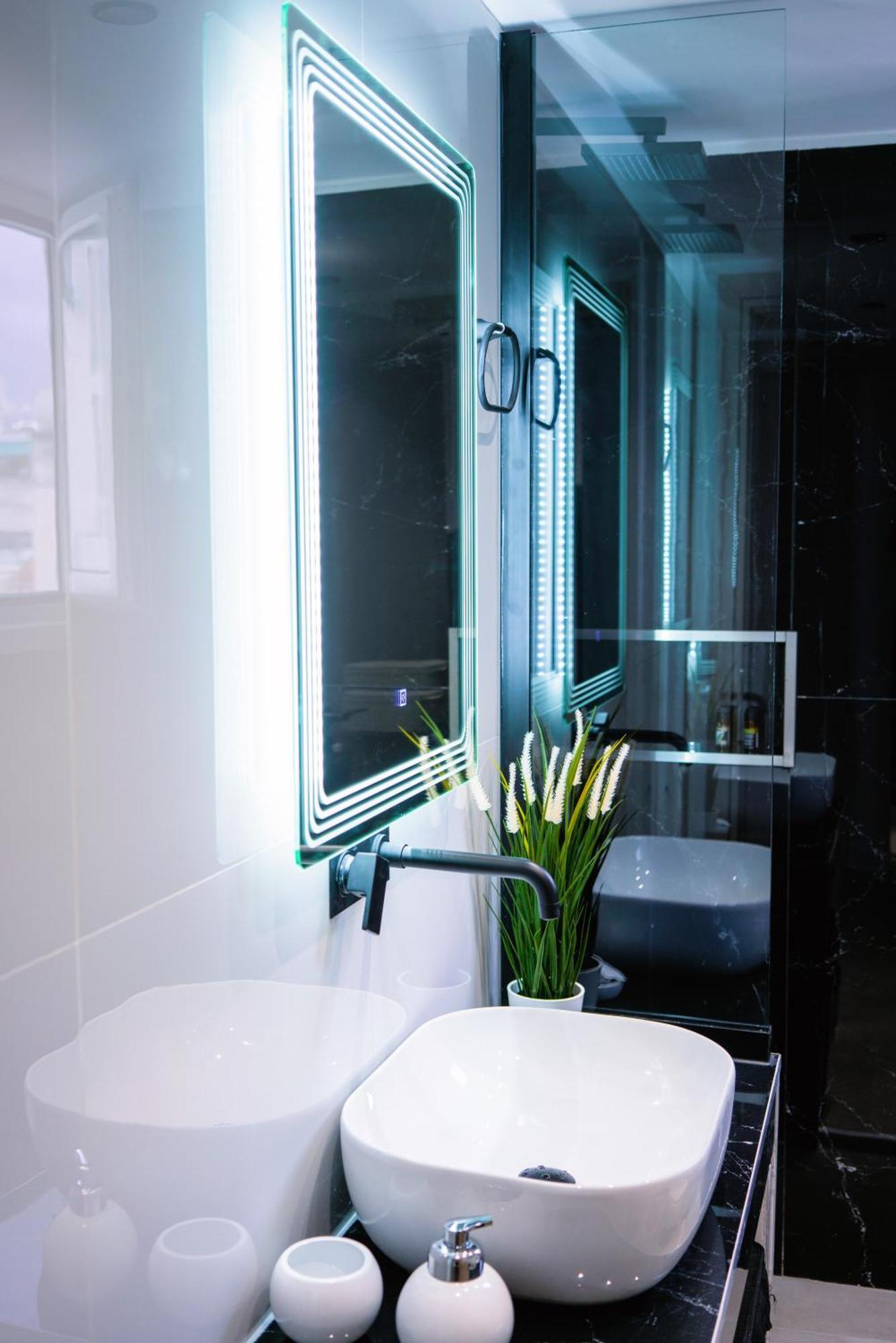 Essel Noir - A Hidden Gem With A Magnificent Acropolis View Apartment Athena Bagian luar foto