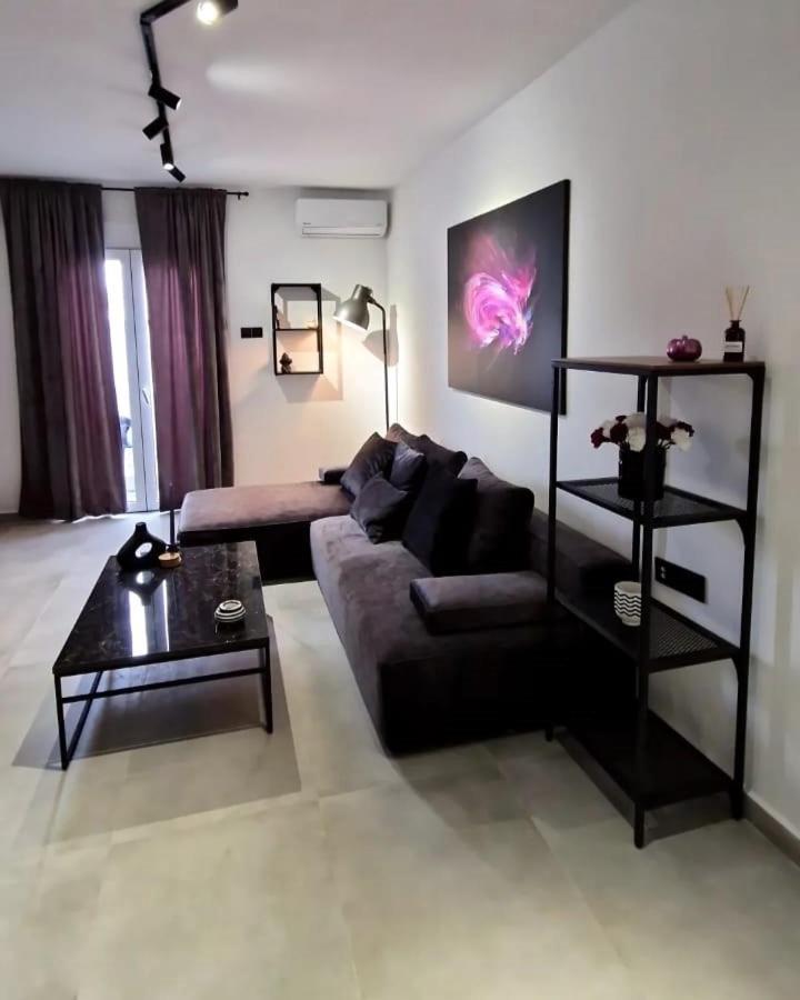 Essel Noir - A Hidden Gem With A Magnificent Acropolis View Apartment Athena Bagian luar foto