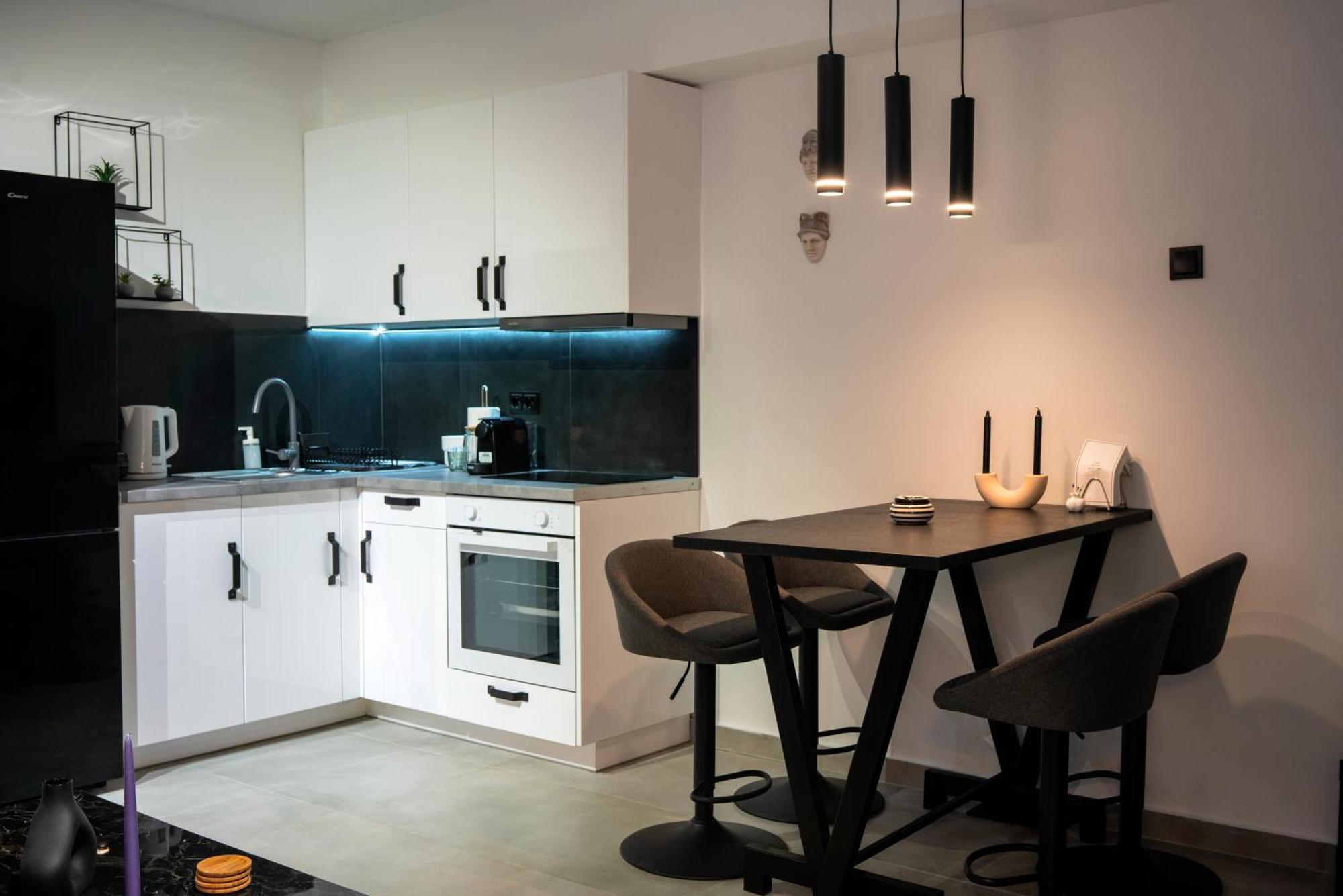 Essel Noir - A Hidden Gem With A Magnificent Acropolis View Apartment Athena Bagian luar foto